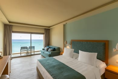 Front Sea View Deluxe Triple Room