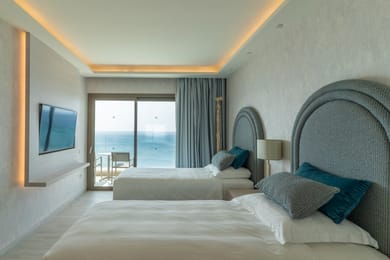 Sea View Executive Family Suite (2 bedrooms)