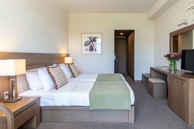 Amalia Hotel Athens - Image 6