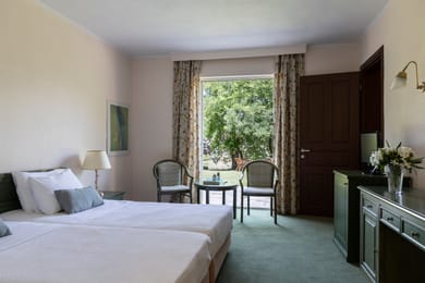 Interconnecting Rooms