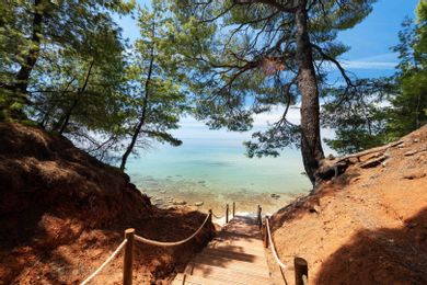 Amantes Villas & Suites - Image 4