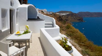 Amaya Horizon Villa | Caldera View-Outdoor Hot Tub