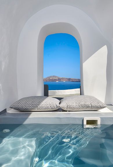 Amaya Sensational Villa | Caldera View-Outdoor Hot Tub
