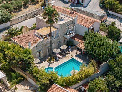 Amazing Villas in Crete - Image 2