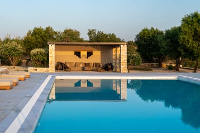 Ambassador Luxury Villas Paros - Image 3