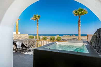 Amethyst Exclusive Suites Oia - Image 4