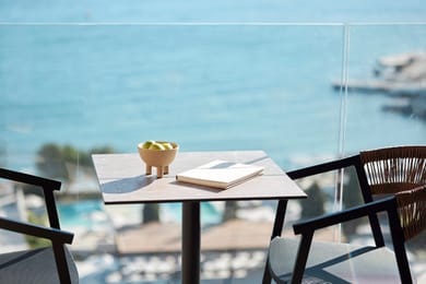 Deluxe Room with Sea View