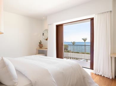 2 Bedroom dream villa with sea view and private pool