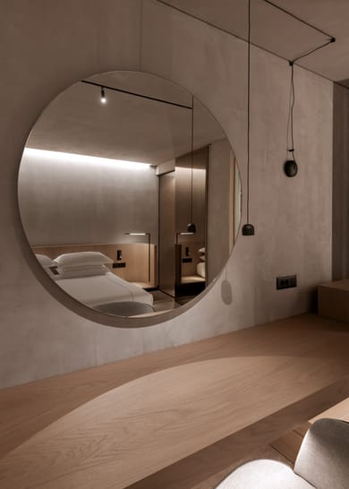 Open Plan Suite Partial Sea View