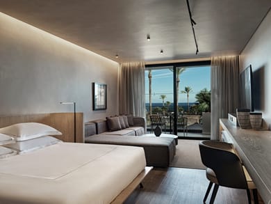 Open Plan Suite Sea View