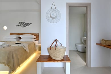 Ammos Luxury Rooms & Home Paros - Image 6