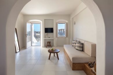 Comfort Partial Sea View Suite