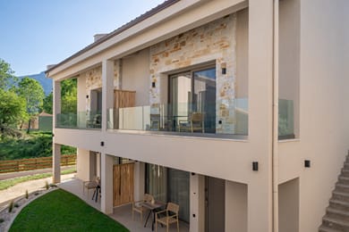 Amo Golden Suites - Image 4