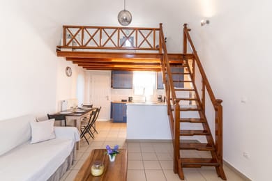 Dome Superior Apartment with Vineyard & Sea View - Split Level