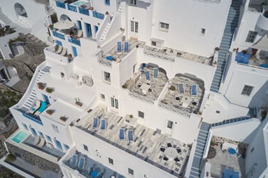 Amphitheater Cave Houses - Image 6