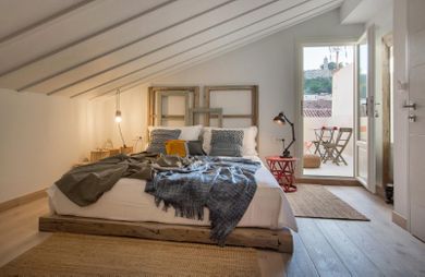 Amymone Suites - Image 2