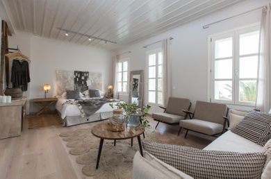 Amymone Suites - Image 4