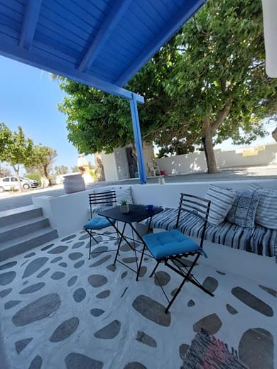 Anemelia Hotel Adamas - Image 2