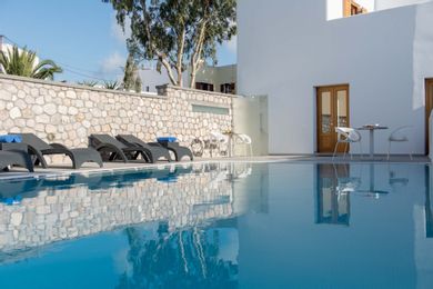 Anamnesis Spa Luxury Apartments Santorini - Image 4