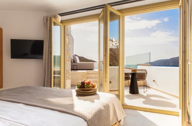 Superior Suite with Sea View and Jacuzzi