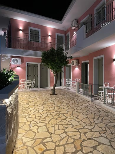 Anax Apartments Parga - Image 4