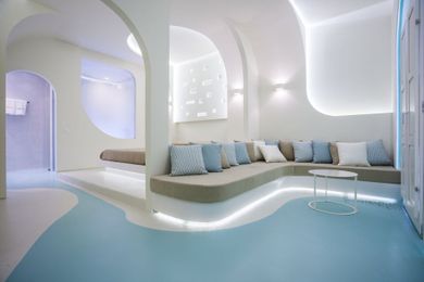 Upper Floor Suite With Outdoor Jacuzzi