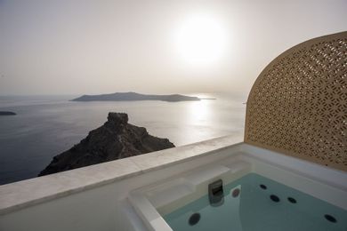 Andronikos Hotel Santorini - Image 2