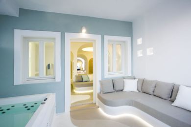 Andronikos Hotel Santorini - Image 6