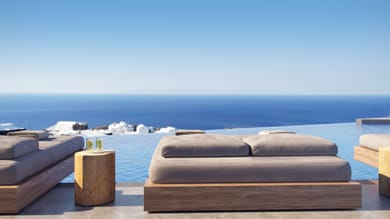 Three Bedroom Villa with Infinity Pool