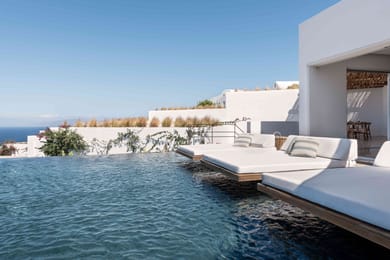 Three Bedroom Villa with Infinity Pool