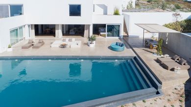Eden Villa with Infinity Pool