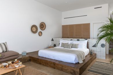 Executive Suite with Infinity Pool