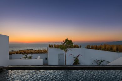 Sunset Suite with Infinity Pool