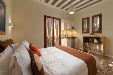 Charming Studio