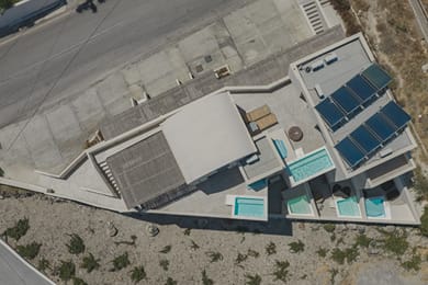Anemos Imerovigli Suites - Image 4