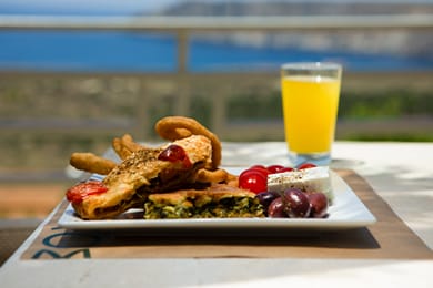 Anemos Suites Mani - Image 7
