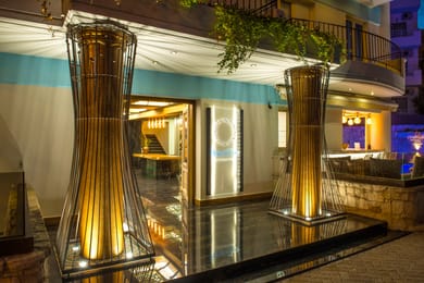 Anesis Blue Hotel - Image 2