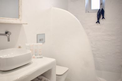 Deluxe Sea View White Villa