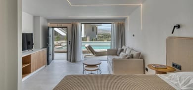 Junior suites Pool Level