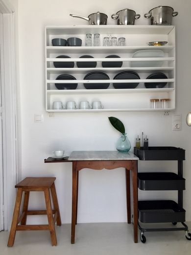 Island White - Sunset apartment