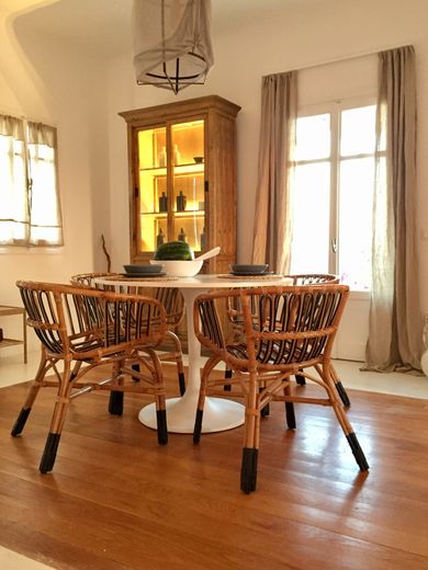 Island White - Spice apartment