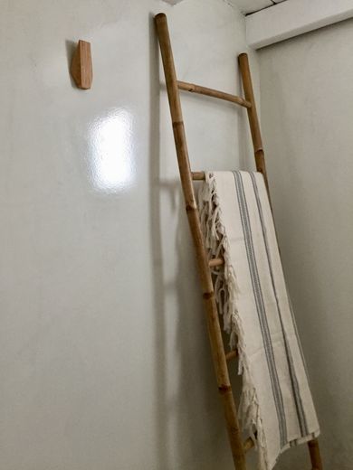 Island White - Spice apartment