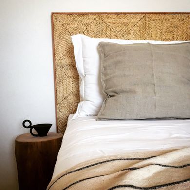 Island White - Sunrise apartment