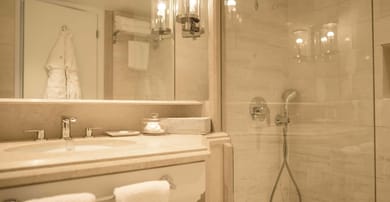 Family Interconnecting Sea View Rooms