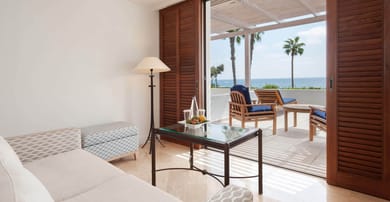 Studio Suite with Sea View