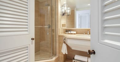 Studio Suite with Sea View