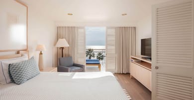 One Bedroom Sea View Deluxe Suite