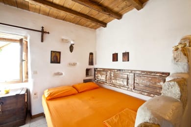 Small Apartment (for 4)