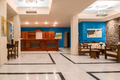 Antinea Suites & Spa Hotel - Image 5