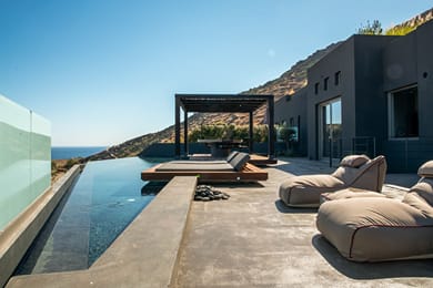 Triangle Art Villa